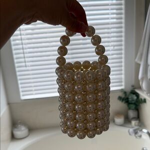 Elegant Pearl Beaded Handbag